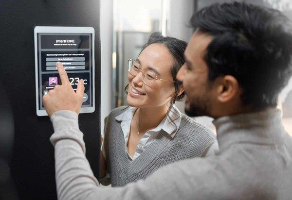 Quels sont les avantages d'une serrure de porte intelligente pour la sécurité domestique ?
