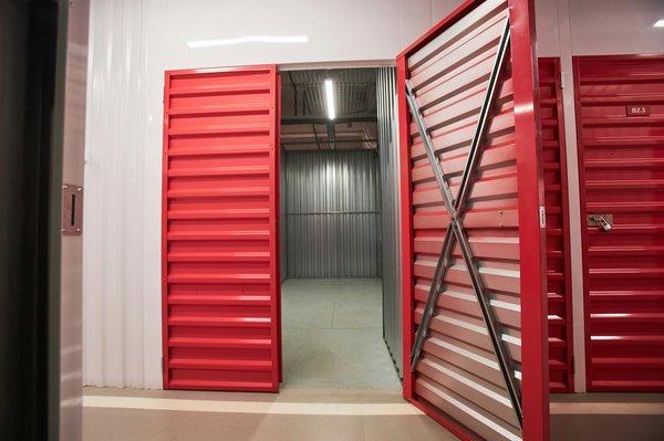Location de garde-meuble : une solution sur mesure et sécurisée pour vos besoins de stockage